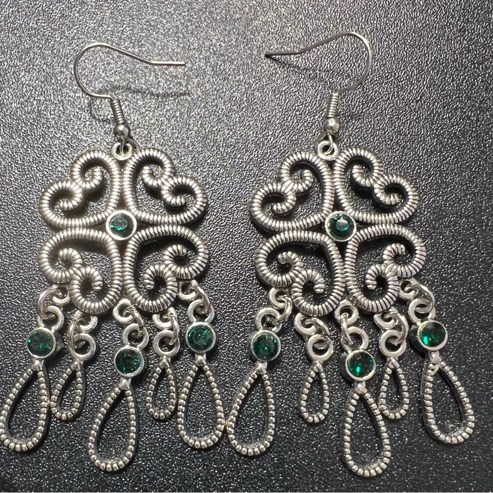 Paparazzi Majestic Makeover Silver Tone Bohemian Dangle Green Crystal Earrings